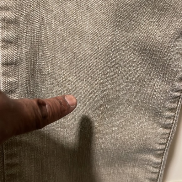 Euc Chico’s platinum jeans - Picture 4 of 12